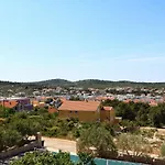 Apartman Broscica 16 *