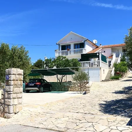 Broscica 16 Apartman Jezera